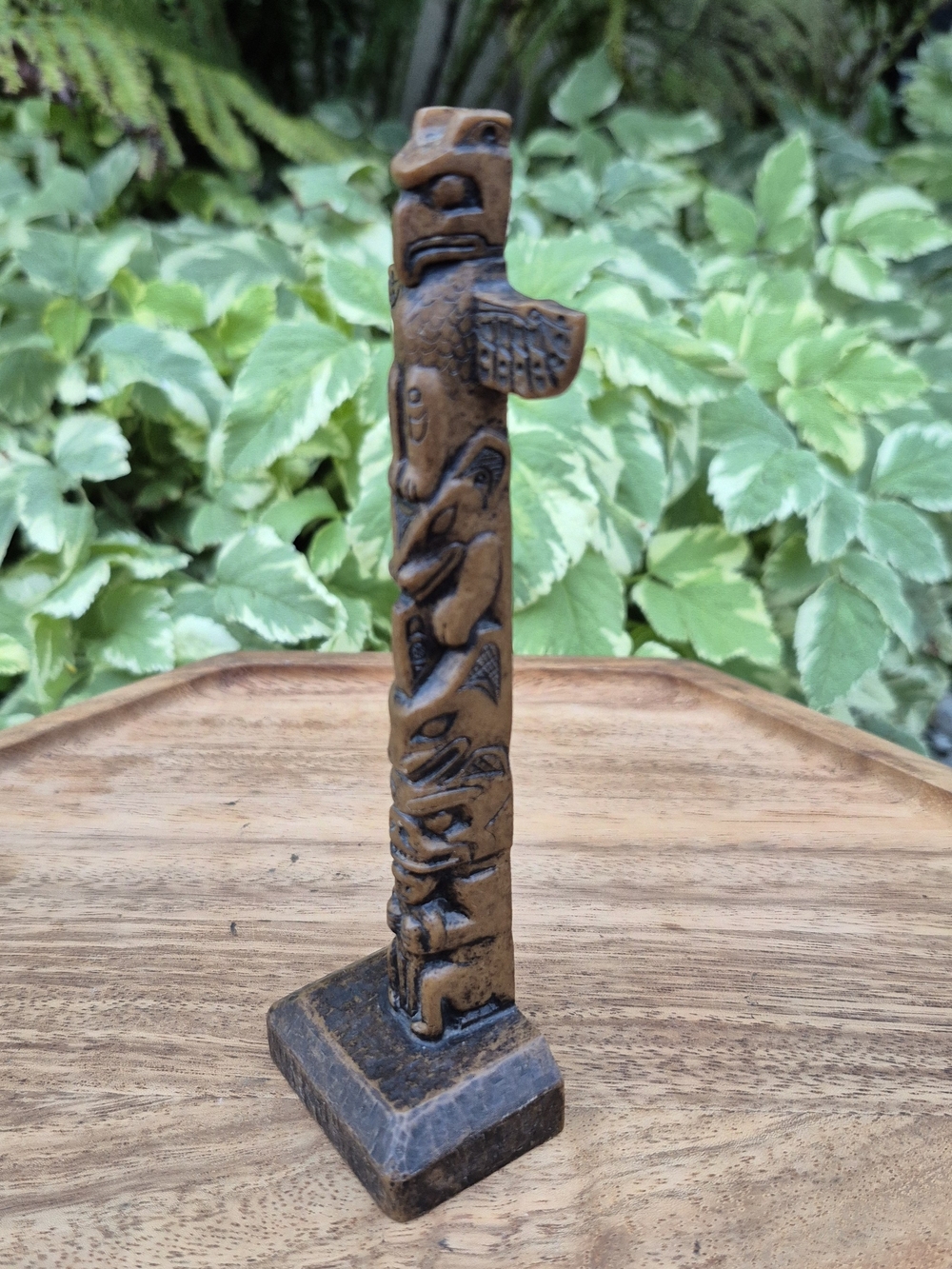 Vintage Boma Canada Totem Pole Figurine 6.5" Faux Wood Resin Souvenir - Picture 4 of 14